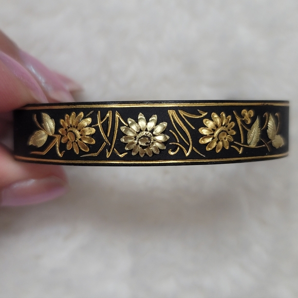 Damascene Floral Cuff - Vintage, Estate - Amazing Condition - Picture 3 of 5